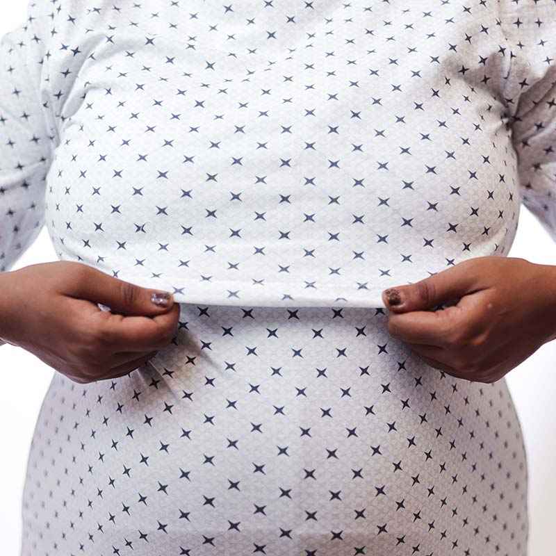 Zipless Feeding T-Shirt White Black cross Pattern