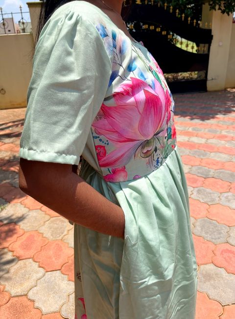 Green Lotus Feeding Kurti