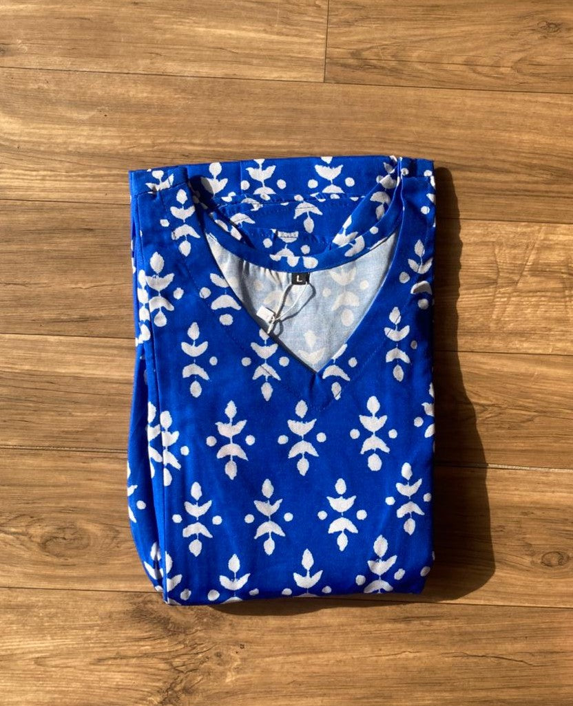 Blue With White Leaf – CMM-44