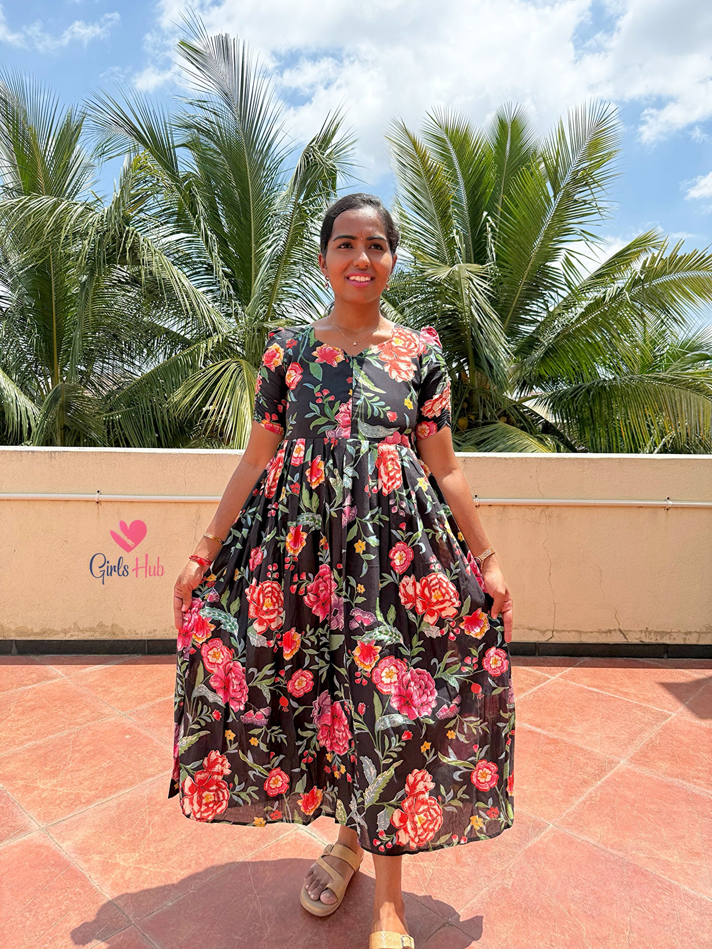 BLACK FLORAL 'CENTER ZIP'-FM-144