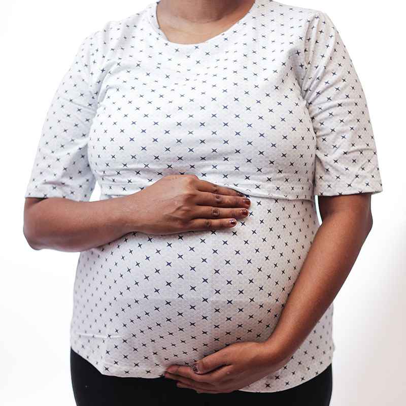 Zipless Feeding T-Shirt White Black cross Pattern