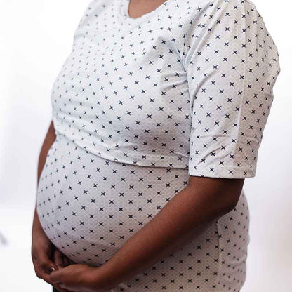 Zipless Feeding T-Shirt White Black cross Pattern