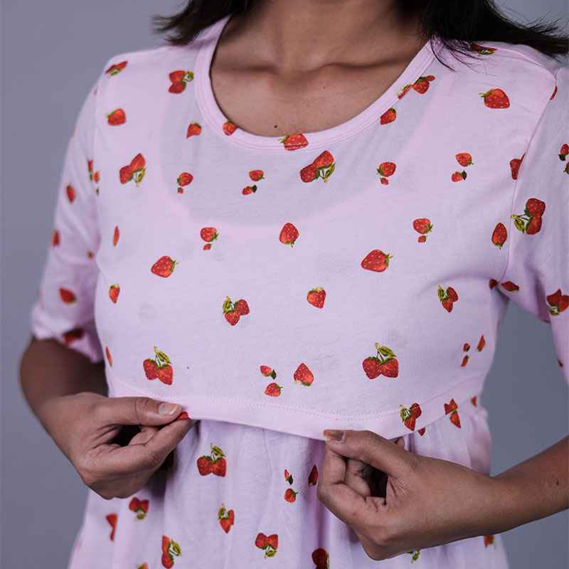 Zipless Feeding Gown light pink with Strawberry Pattern