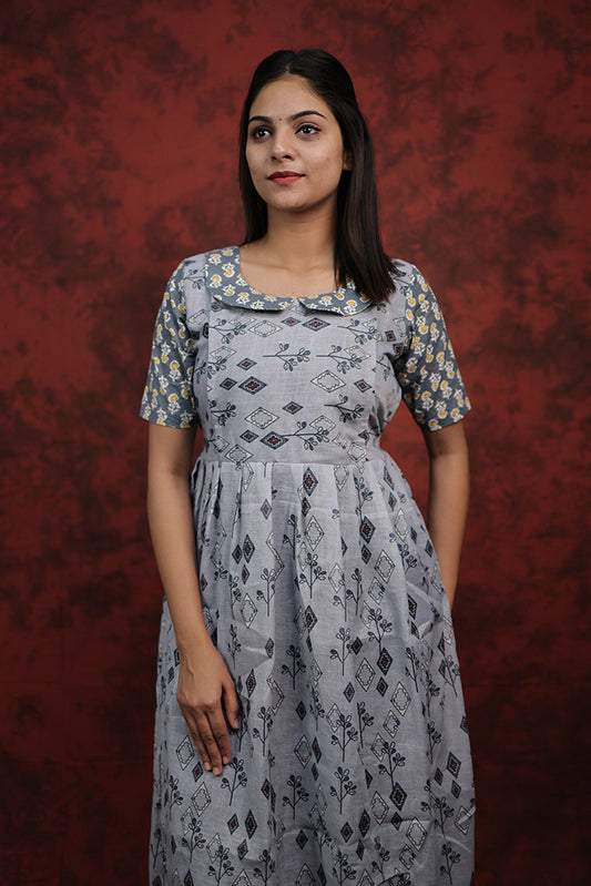Feeding Kurti-Grey