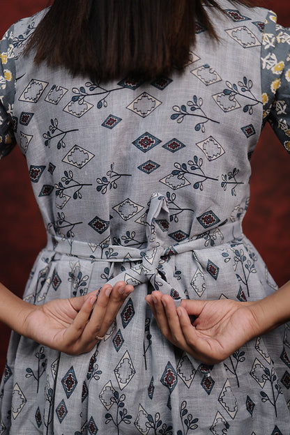 Feeding Kurti-Grey