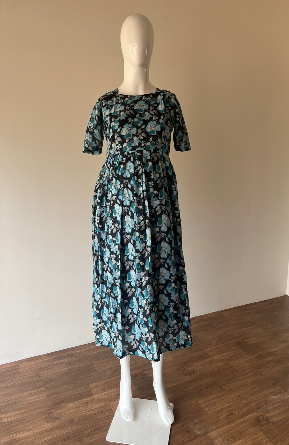 Feeding Kurti Black and blue flower sleeve