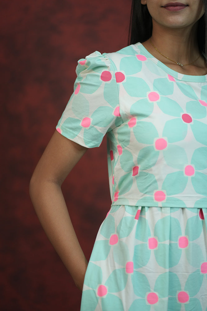 Zipless Feeding Gown-Pista Green