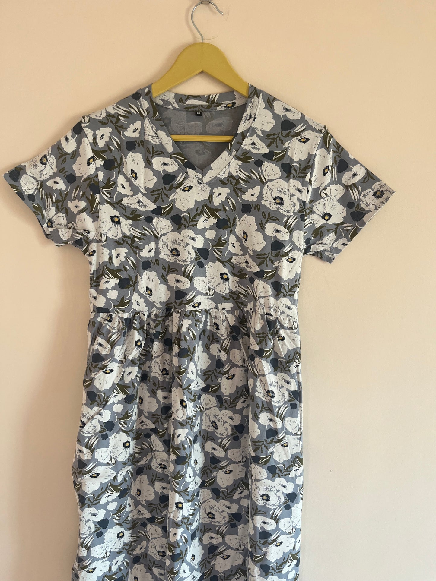 Non Feeding Gown Grey and White Flower