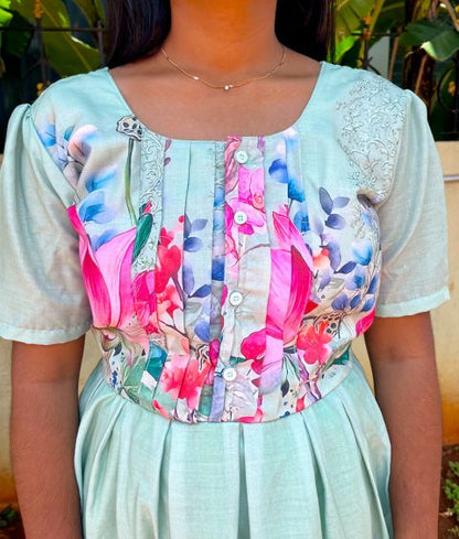 Green Lotus Feeding Kurti
