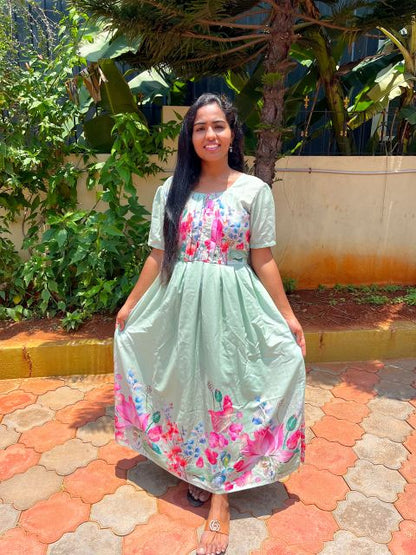 Green Lotus Feeding Kurti