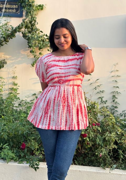 Red and white Short top