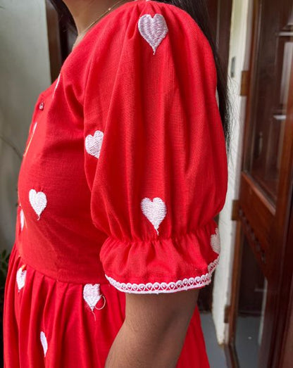 Red Heart Feeding Maxi