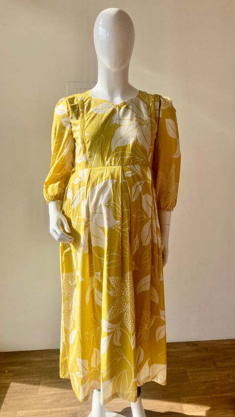 Mustard Yellow white flower-Feeding maxi
