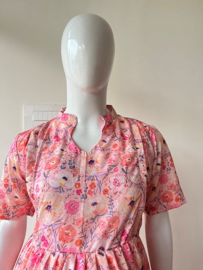 Light pink with flower