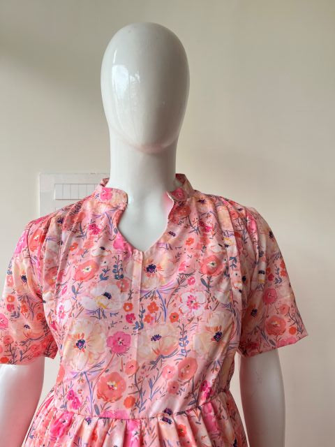 Light pink with flower