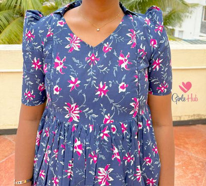 Navy Blue Red Flower – FM-62