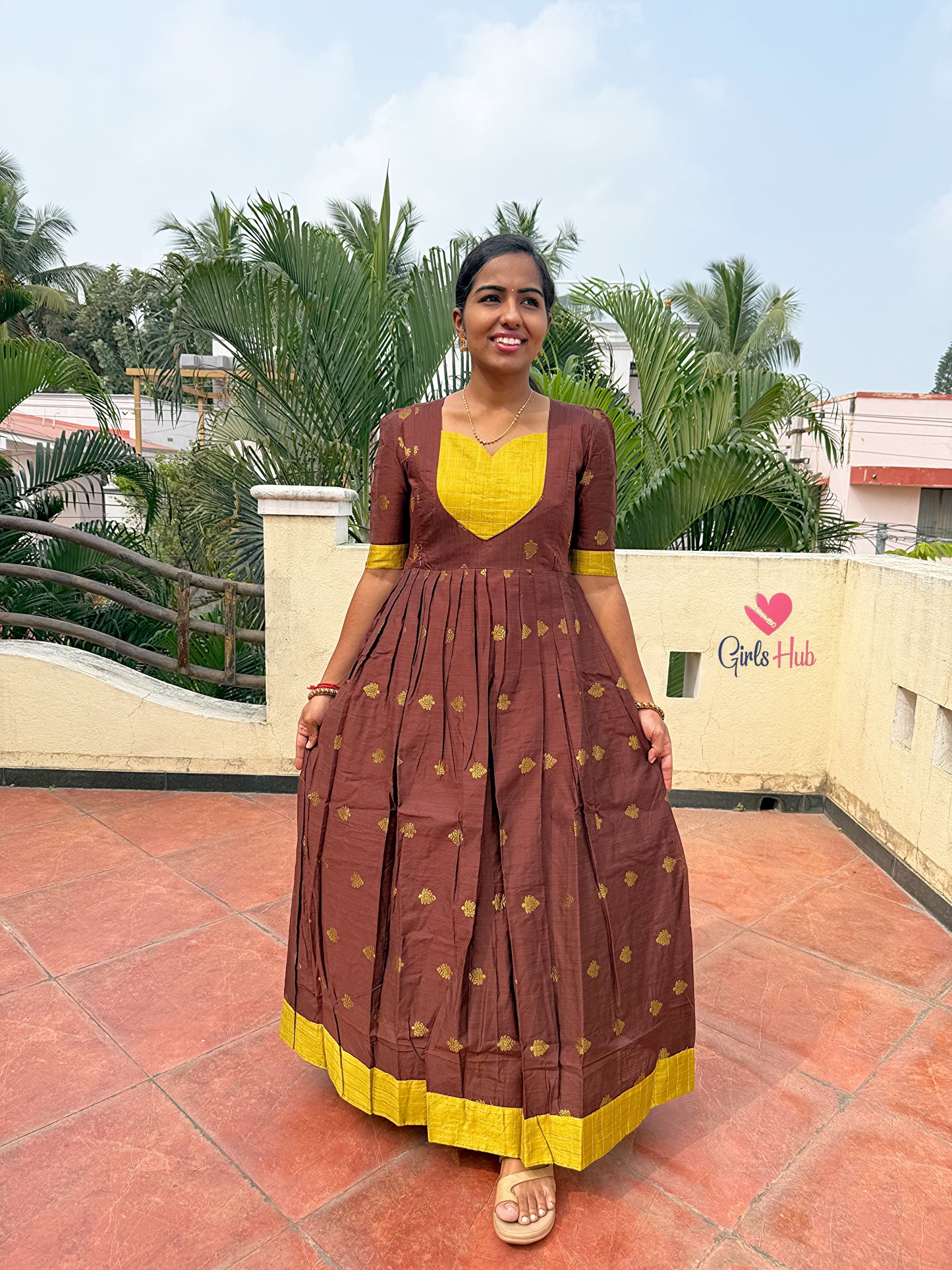 BROWN WITH GOLD-FM-268