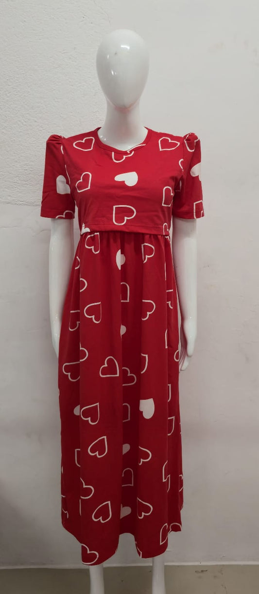 RED WHITE HEART-FG-70 ZIPLESS FEEDING GOWN